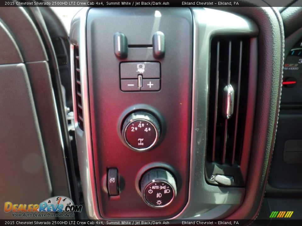 2015 Chevrolet Silverado 2500HD LTZ Crew Cab 4x4 Summit White / Jet Black/Dark Ash Photo #27