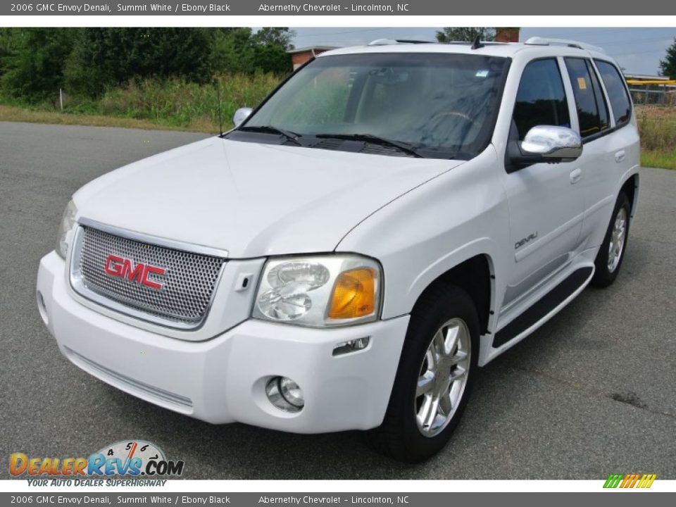 2006 GMC Envoy Denali Summit White / Ebony Black Photo #2