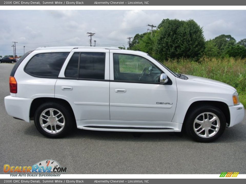 2006 GMC Envoy Denali Summit White / Ebony Black Photo #6