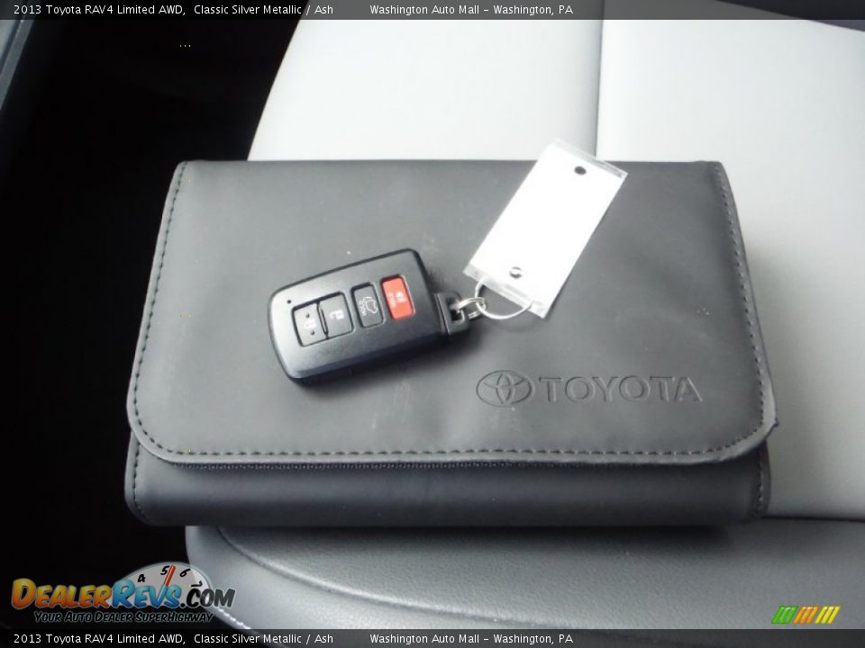 2013 Toyota RAV4 Limited AWD Classic Silver Metallic / Ash Photo #23