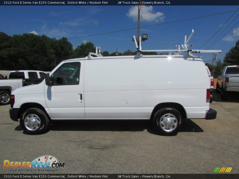 2010 Ford E Series Van E150 Commercial Oxford White / Medium Flint Photo #4