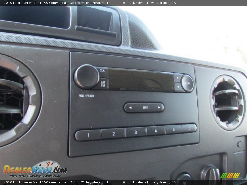 2010 Ford E Series Van E150 Commercial Oxford White / Medium Flint Photo #35
