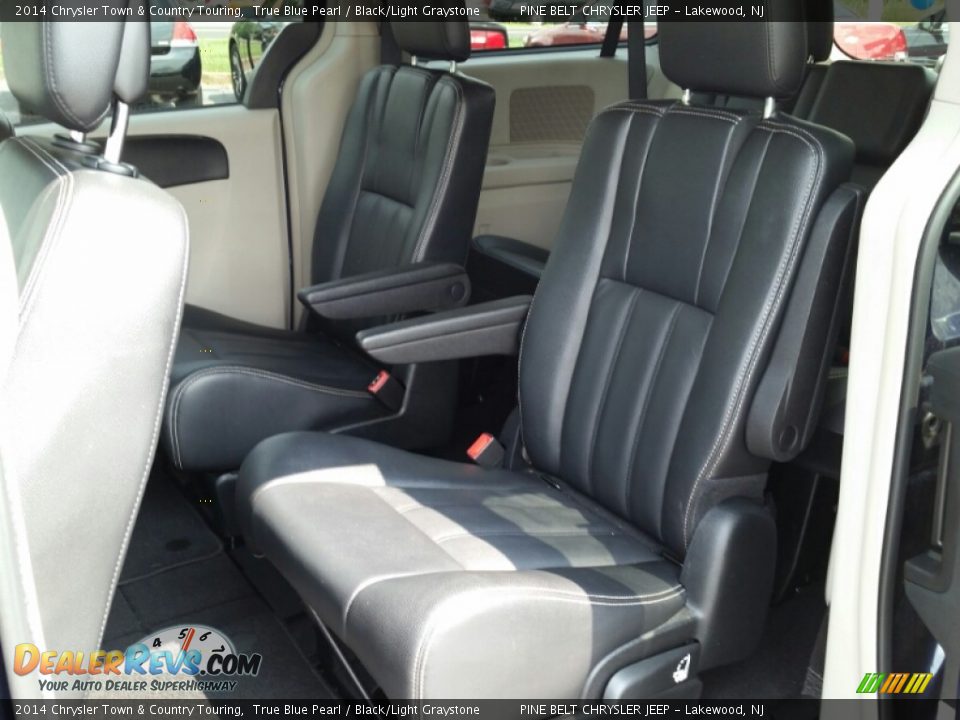 2014 Chrysler Town & Country Touring True Blue Pearl / Black/Light Graystone Photo #13