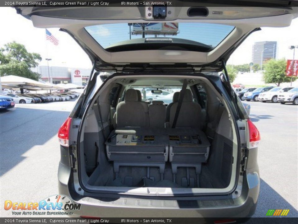 2014 Toyota Sienna LE Cypress Green Pearl / Light Gray Photo #17