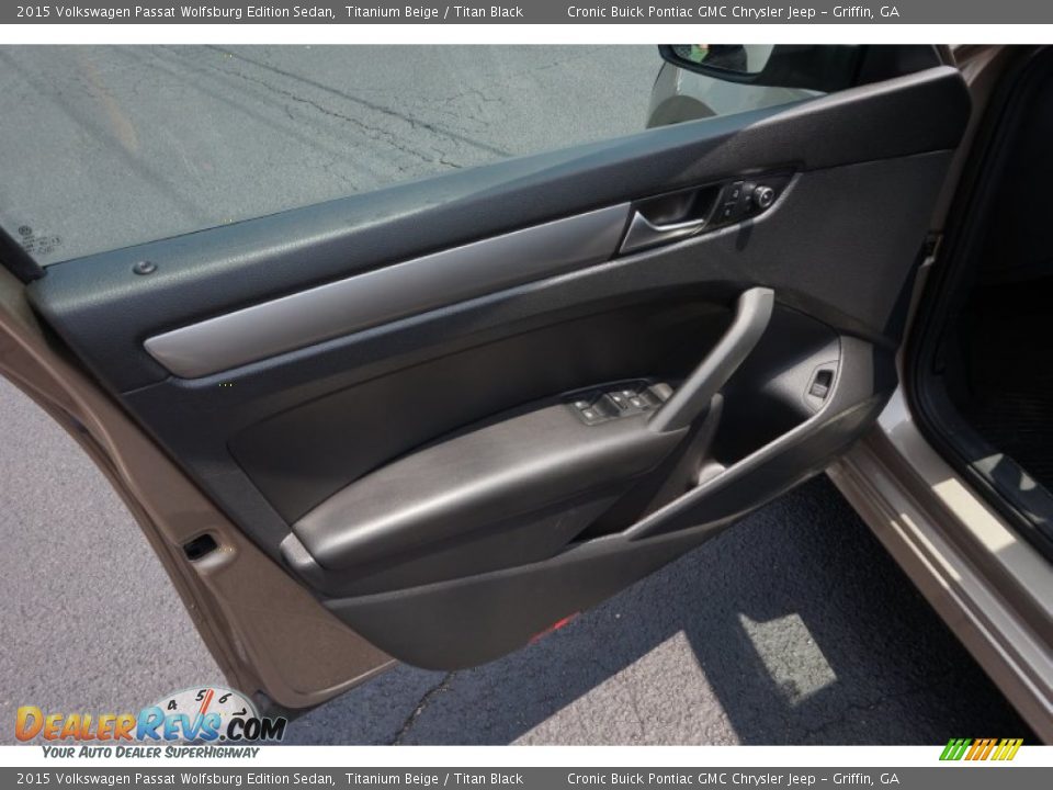 2015 Volkswagen Passat Wolfsburg Edition Sedan Titanium Beige / Titan Black Photo #12