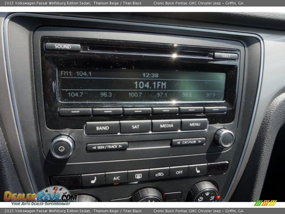 2015 Volkswagen Passat Wolfsburg Edition Sedan Titanium Beige / Titan Black Photo #21