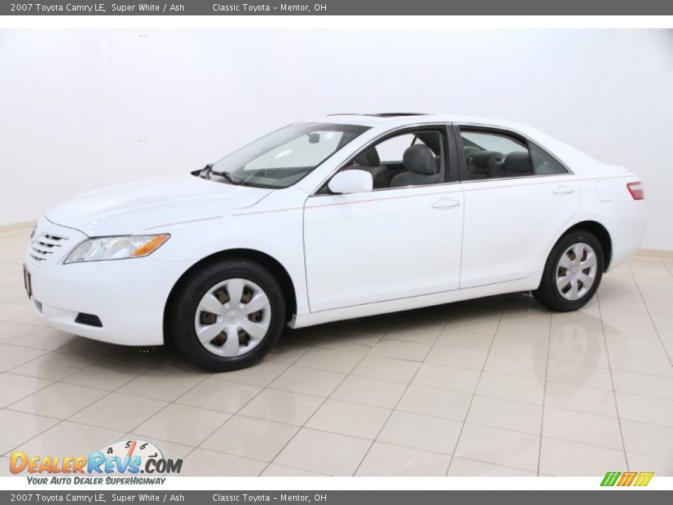 2007 Toyota Camry LE Super White / Ash Photo #3