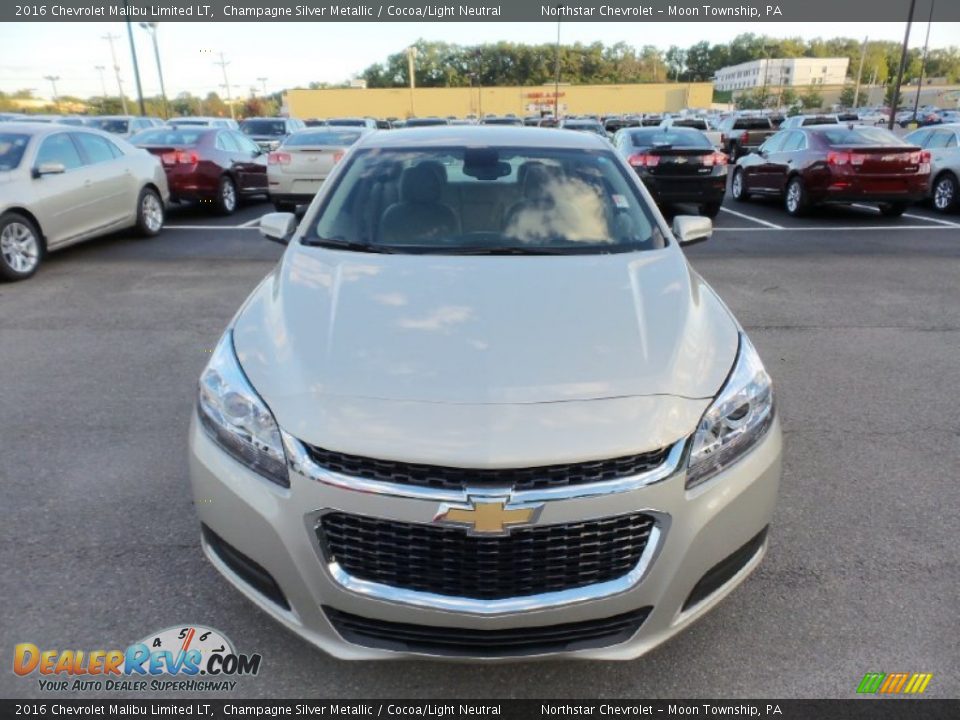 2016 Chevrolet Malibu Limited LT Champagne Silver Metallic / Cocoa/Light Neutral Photo #2