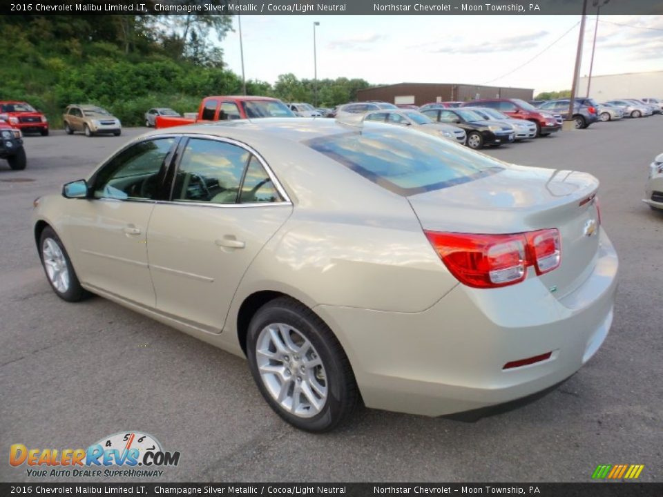 2016 Chevrolet Malibu Limited LT Champagne Silver Metallic / Cocoa/Light Neutral Photo #8