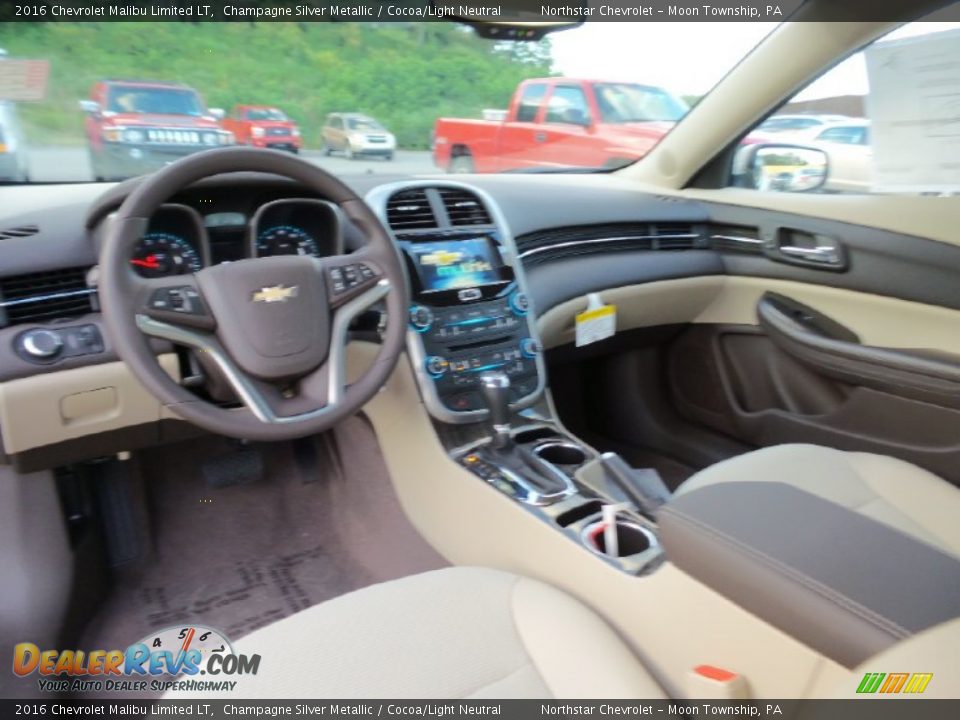 2016 Chevrolet Malibu Limited LT Champagne Silver Metallic / Cocoa/Light Neutral Photo #13