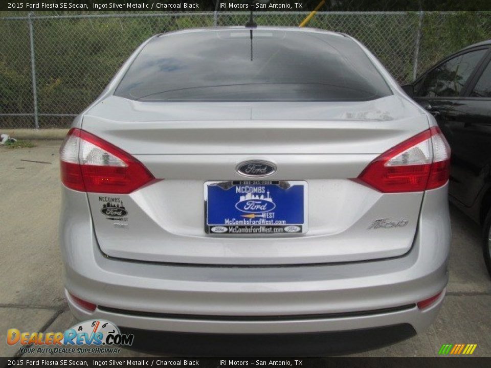 2015 Ford Fiesta SE Sedan Ingot Silver Metallic / Charcoal Black Photo #12