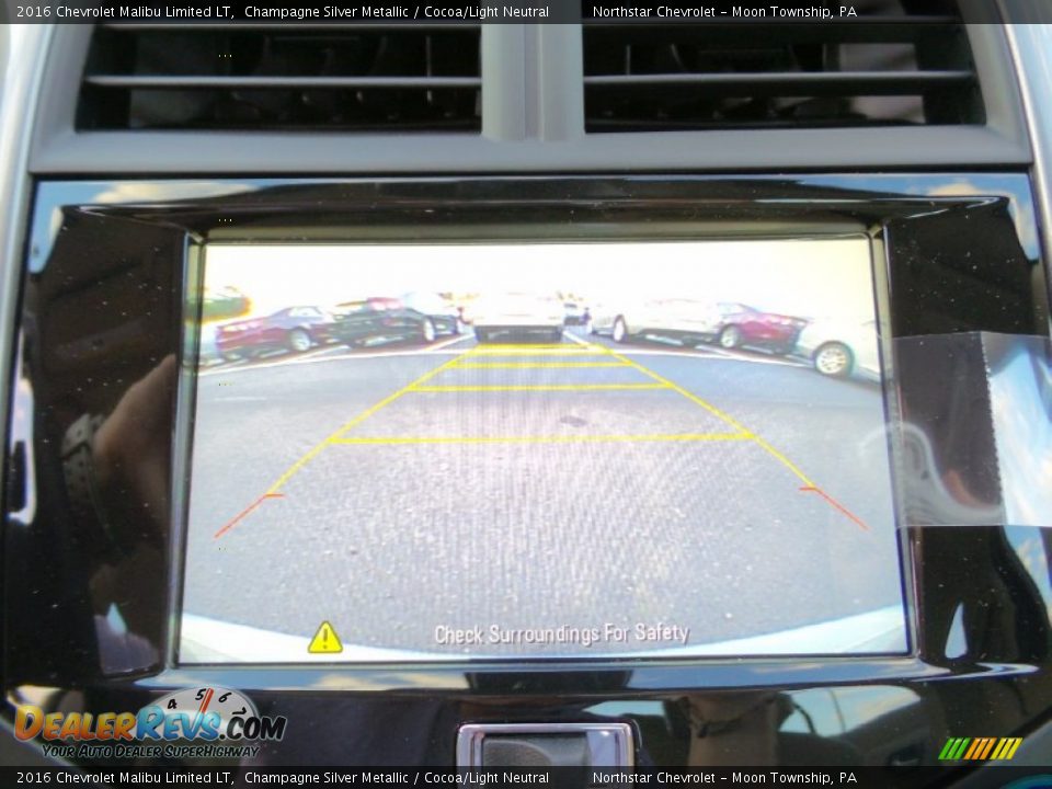 2016 Chevrolet Malibu Limited LT Champagne Silver Metallic / Cocoa/Light Neutral Photo #18