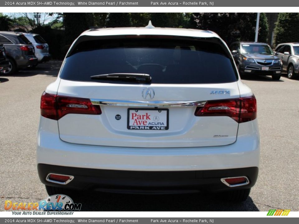 2014 Acura MDX SH-AWD Technology White Diamond Pearl / Parchment Photo #4