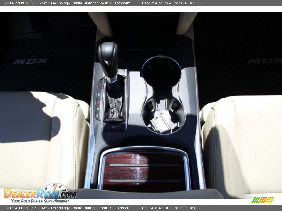 2014 Acura MDX SH-AWD Technology White Diamond Pearl / Parchment Photo #18