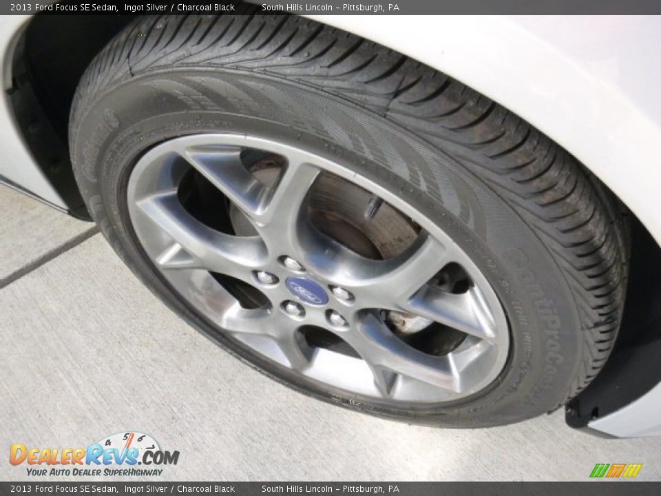 2013 Ford Focus SE Sedan Ingot Silver / Charcoal Black Photo #9
