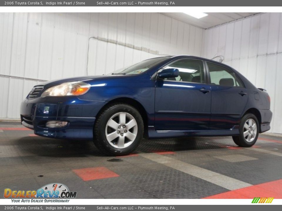 2006 Toyota Corolla S Indigo Ink Pearl / Stone Photo #2