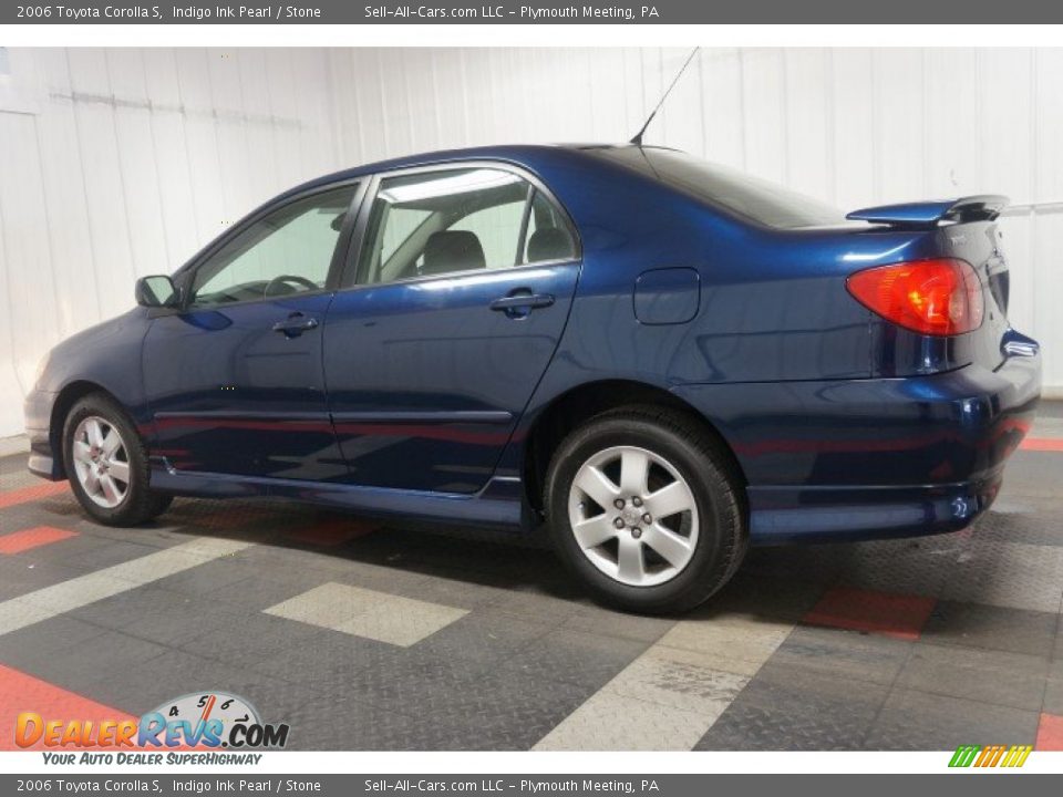 2006 Toyota Corolla S Indigo Ink Pearl / Stone Photo #11