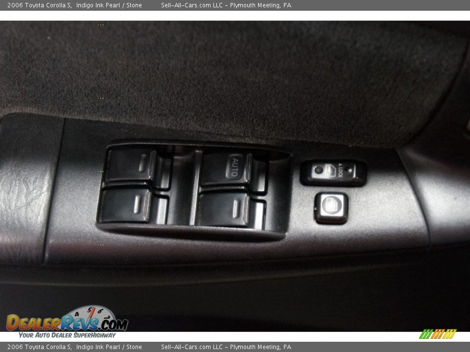 2006 Toyota Corolla S Indigo Ink Pearl / Stone Photo #13