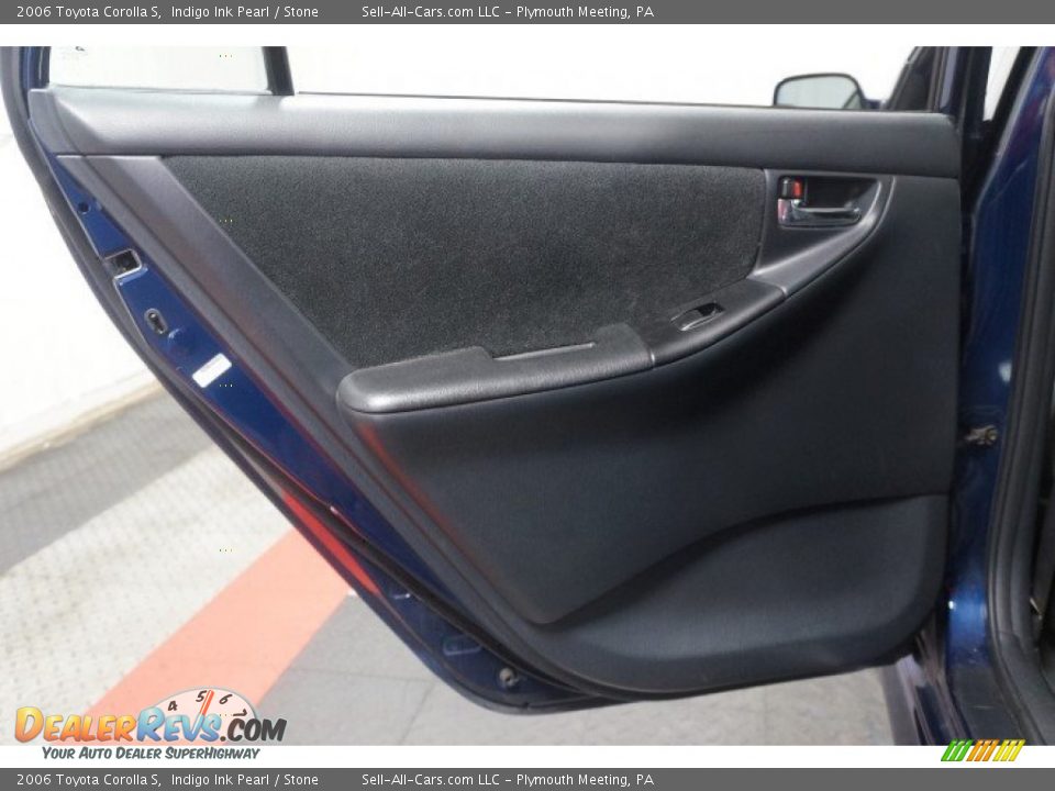 2006 Toyota Corolla S Indigo Ink Pearl / Stone Photo #15