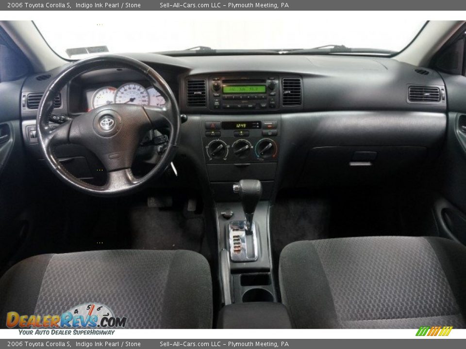2006 Toyota Corolla S Indigo Ink Pearl / Stone Photo #20