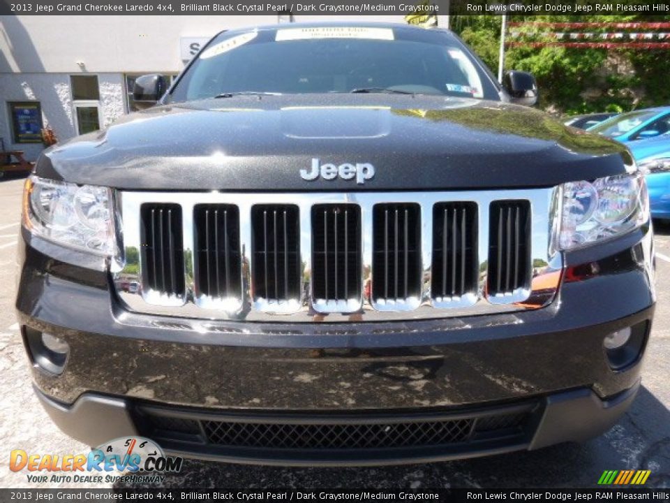 2013 Jeep Grand Cherokee Laredo 4x4 Brilliant Black Crystal Pearl / Dark Graystone/Medium Graystone Photo #8