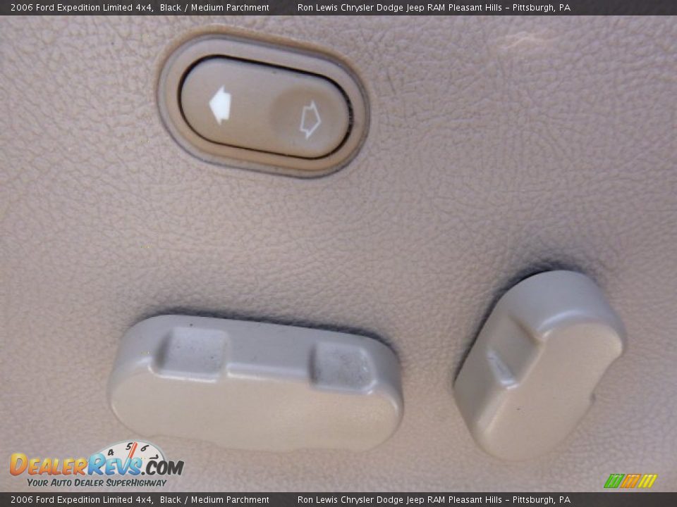 2006 Ford Expedition Limited 4x4 Black / Medium Parchment Photo #16