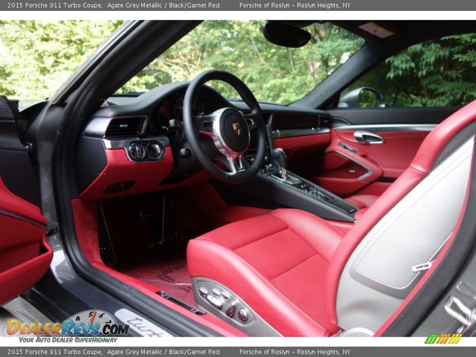 Black/Garnet Red Interior - 2015 Porsche 911 Turbo Coupe Photo #12