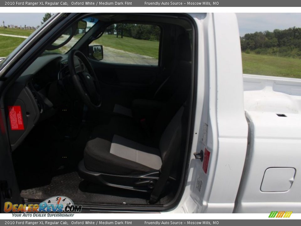 2010 Ford Ranger XL Regular Cab Oxford White / Medium Dark Flint Photo #19