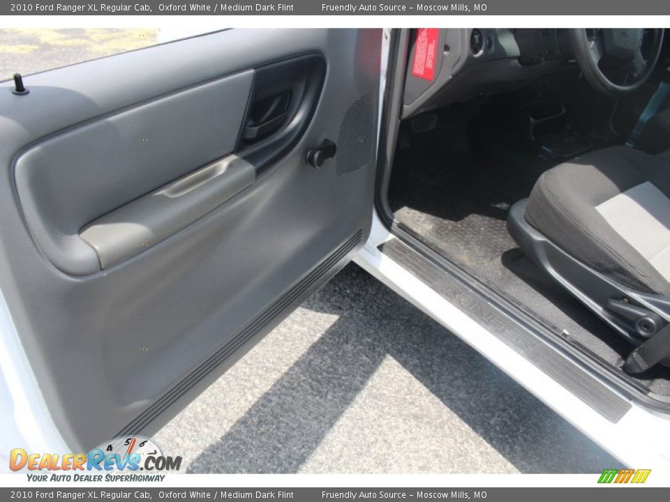 2010 Ford Ranger XL Regular Cab Oxford White / Medium Dark Flint Photo #20