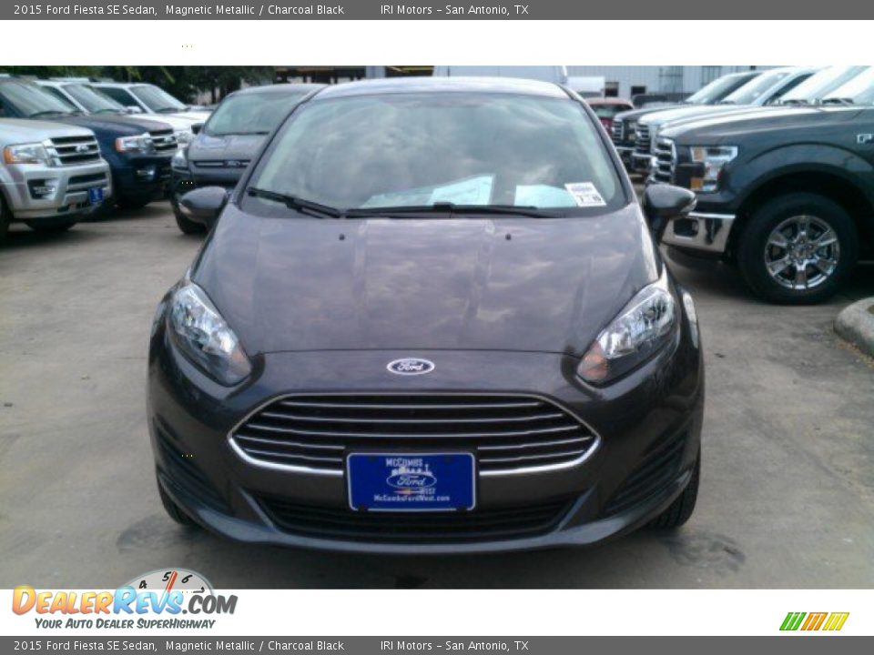 2015 Ford Fiesta SE Sedan Magnetic Metallic / Charcoal Black Photo #5