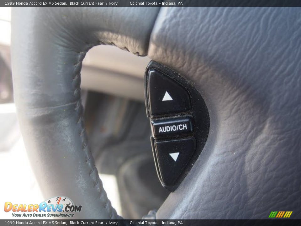 1999 Honda Accord EX V6 Sedan Black Currant Pearl / Ivory Photo #17