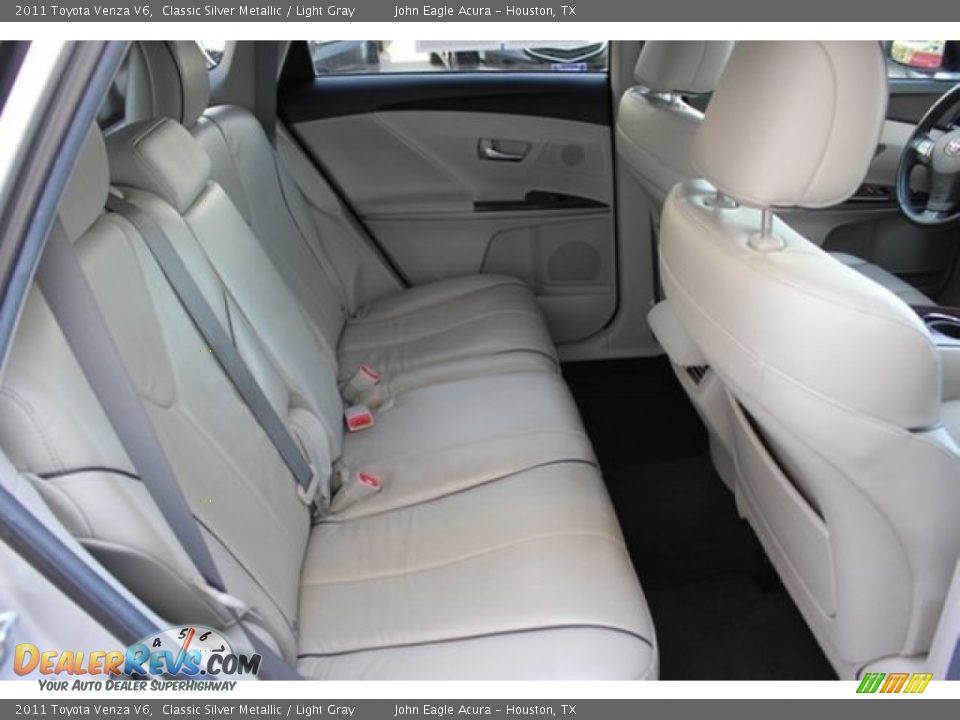 2011 Toyota Venza V6 Classic Silver Metallic / Light Gray Photo #23