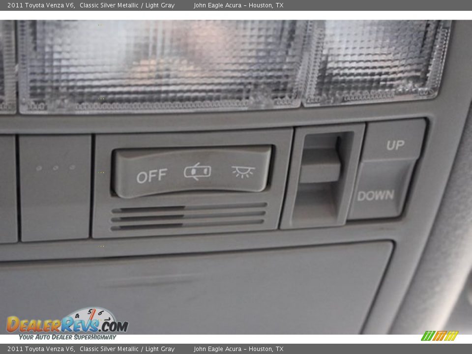 2011 Toyota Venza V6 Classic Silver Metallic / Light Gray Photo #34