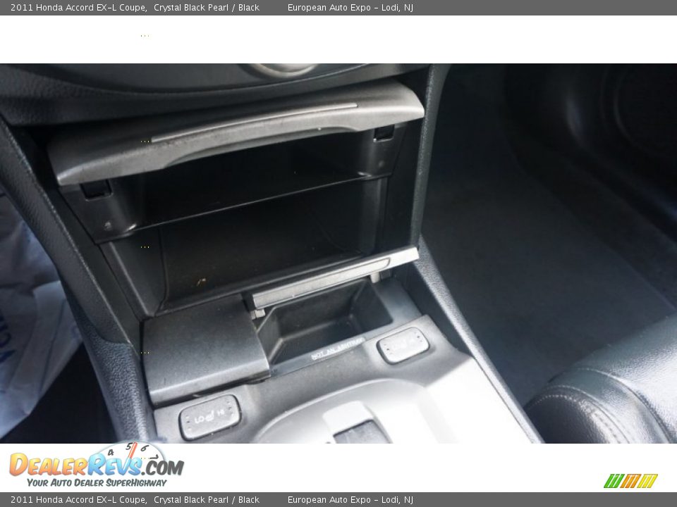 2011 Honda Accord EX-L Coupe Crystal Black Pearl / Black Photo #16