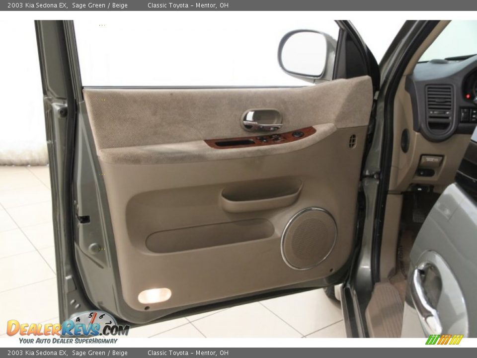 2003 Kia Sedona EX Sage Green / Beige Photo #4