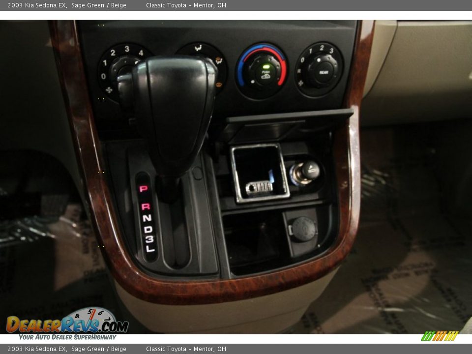 2003 Kia Sedona EX Sage Green / Beige Photo #11
