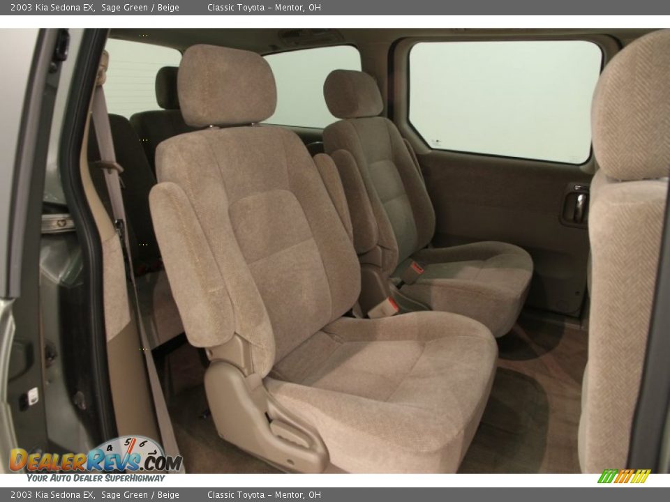 2003 Kia Sedona EX Sage Green / Beige Photo #14