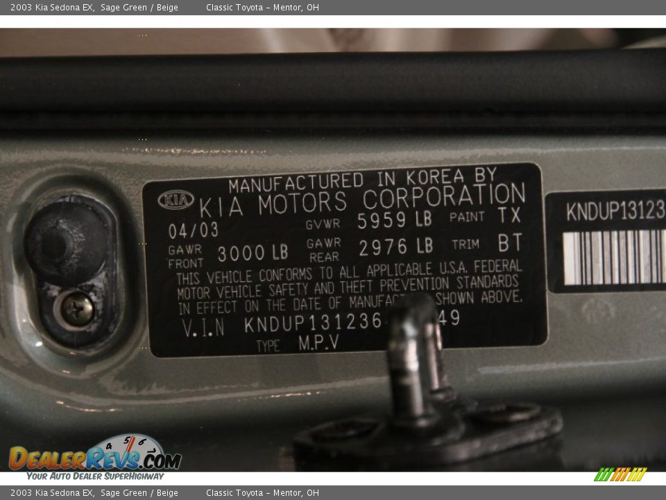 2003 Kia Sedona EX Sage Green / Beige Photo #19