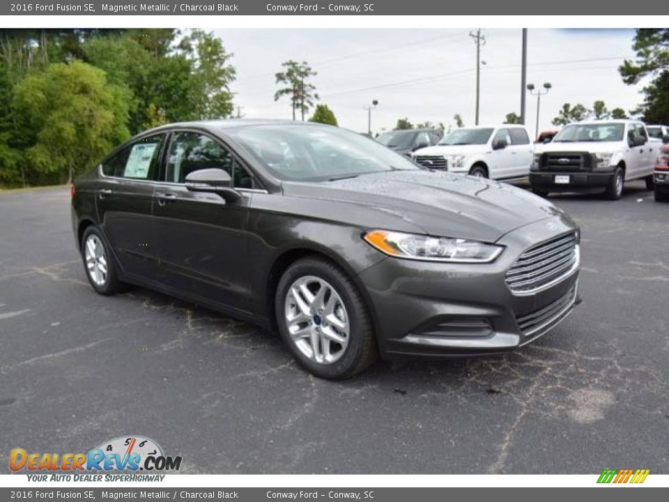 2016 Ford Fusion SE Magnetic Metallic / Charcoal Black Photo #3