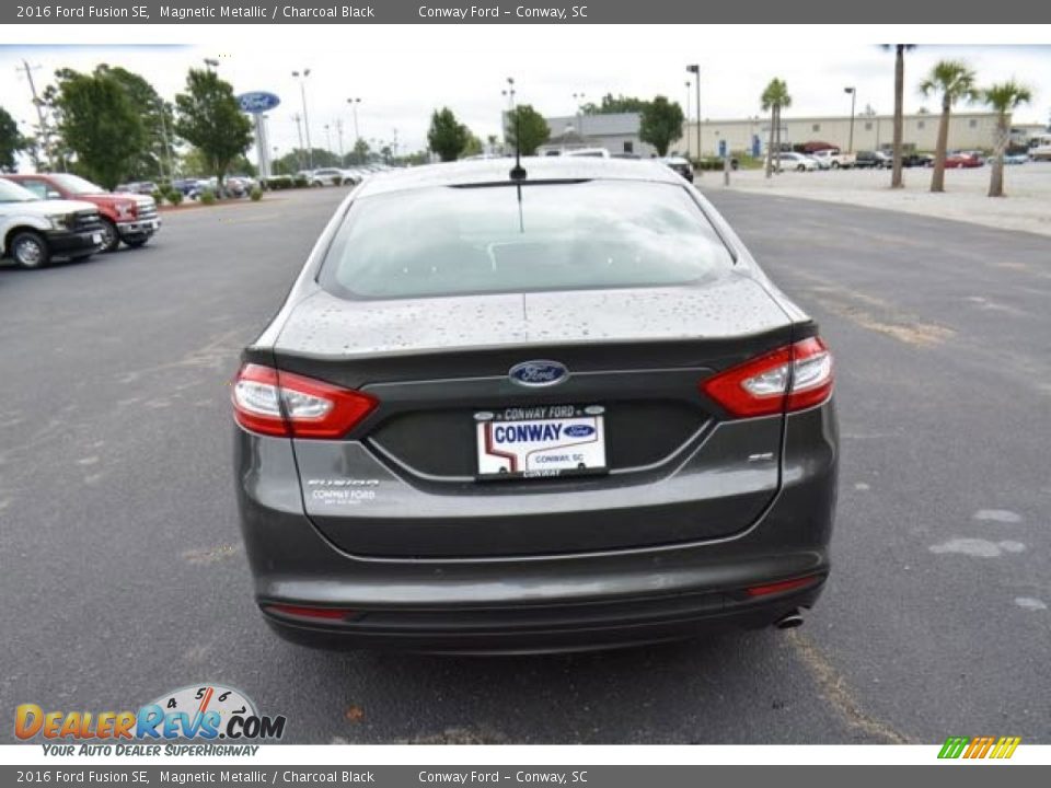 2016 Ford Fusion SE Magnetic Metallic / Charcoal Black Photo #6