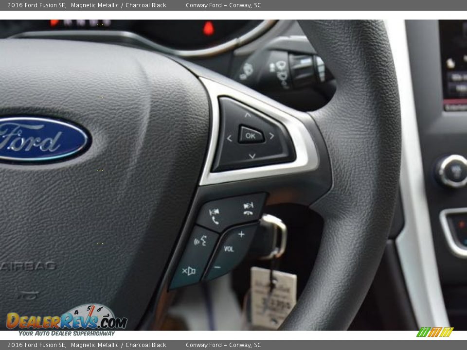 2016 Ford Fusion SE Magnetic Metallic / Charcoal Black Photo #23