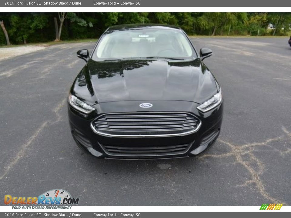 2016 Ford Fusion SE Shadow Black / Dune Photo #2