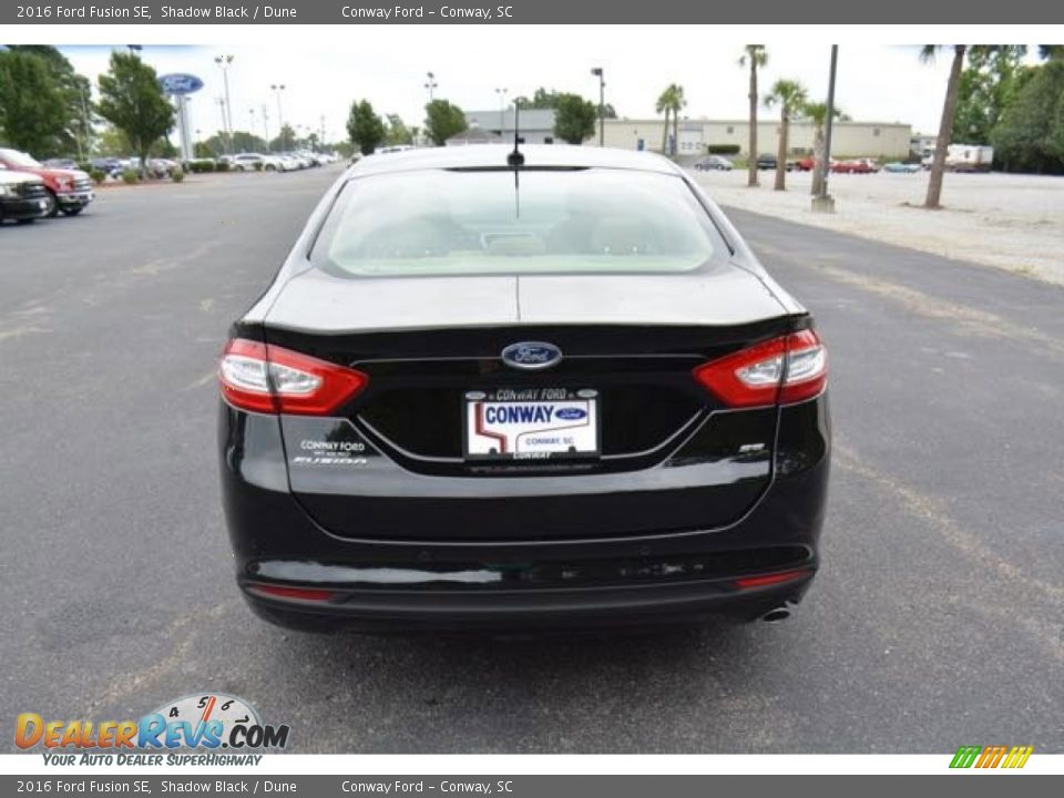 2016 Ford Fusion SE Shadow Black / Dune Photo #6