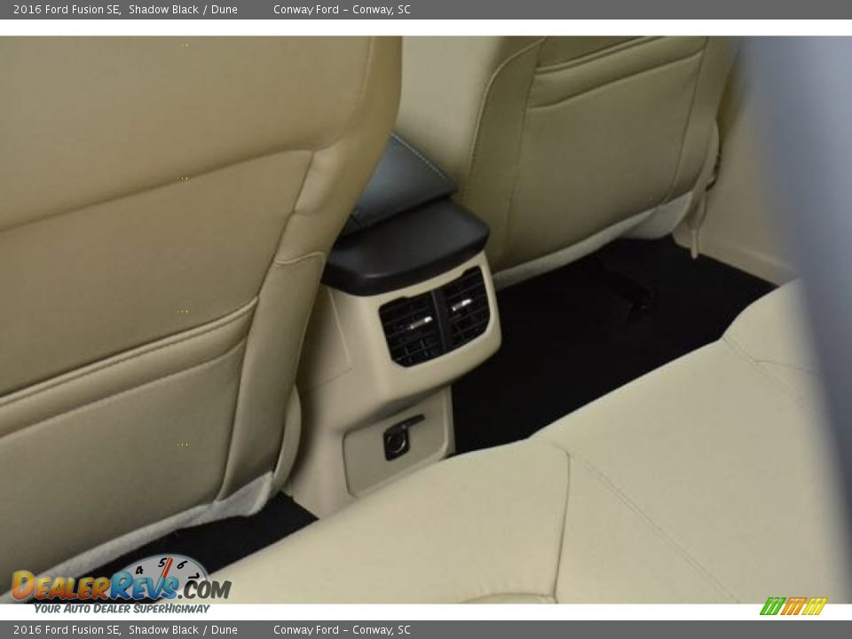 2016 Ford Fusion SE Shadow Black / Dune Photo #12