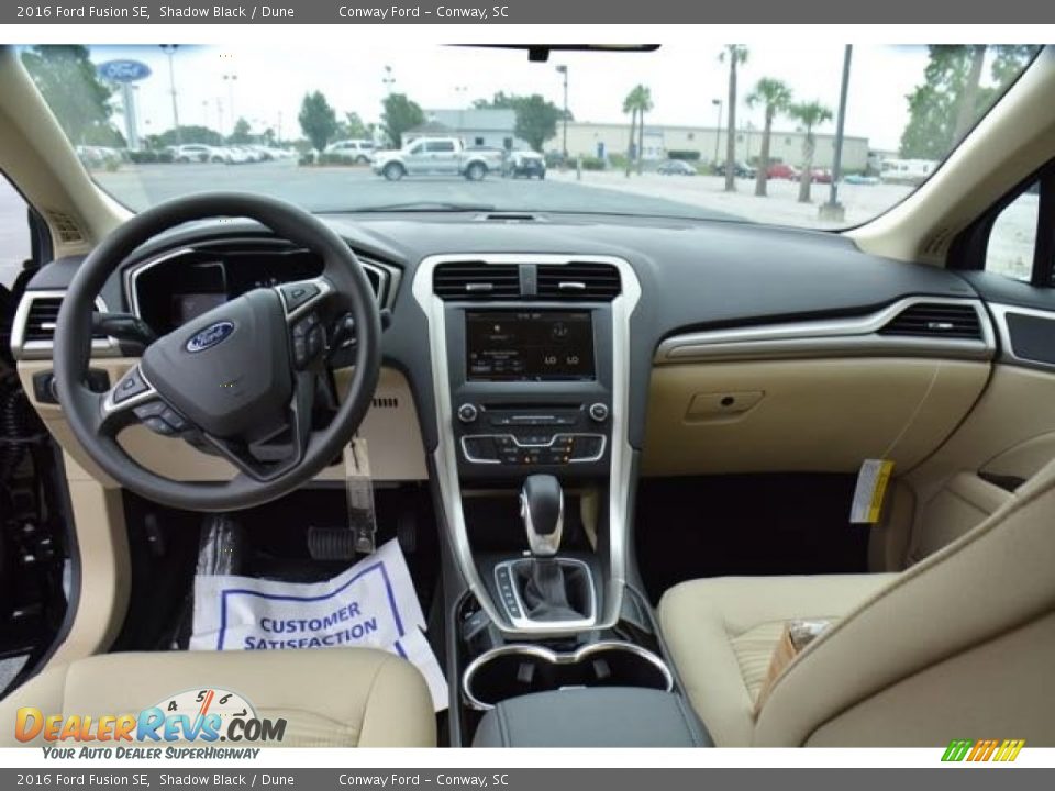 2016 Ford Fusion SE Shadow Black / Dune Photo #13
