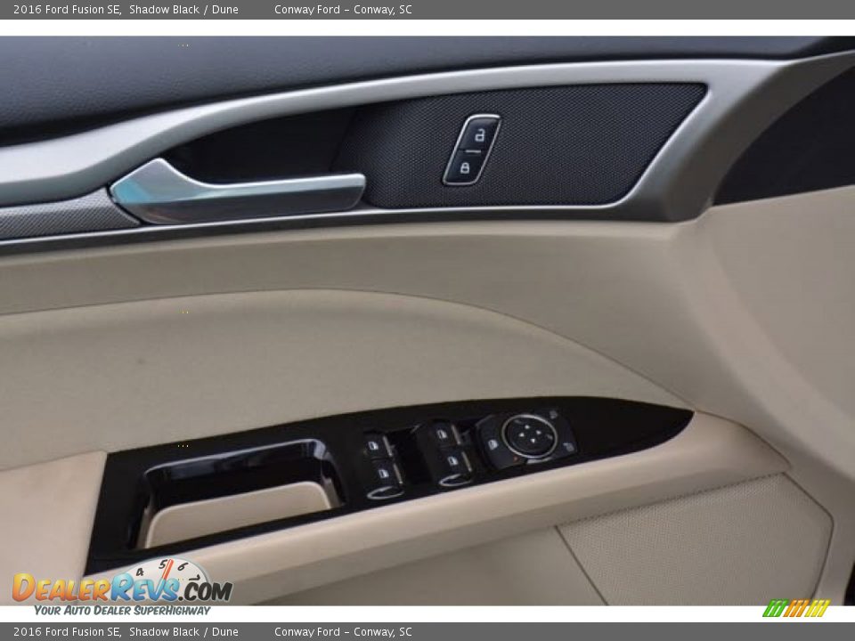 2016 Ford Fusion SE Shadow Black / Dune Photo #18