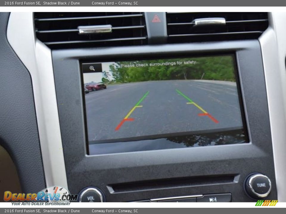 2016 Ford Fusion SE Shadow Black / Dune Photo #28