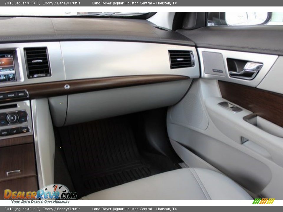 2013 Jaguar XF I4 T Ebony / Barley/Truffle Photo #30