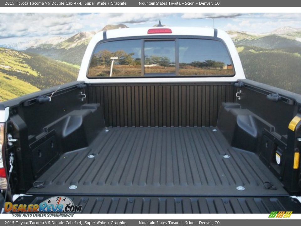 2015 Toyota Tacoma V6 Double Cab 4x4 Super White / Graphite Photo #8
