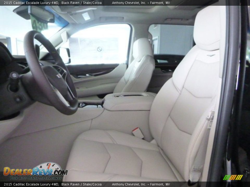 Front Seat of 2015 Cadillac Escalade Luxury 4WD Photo #11